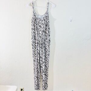EVEREVE Peyton Jensen Elastic Waistband Snake Print Women Jumpsuit M Pockets